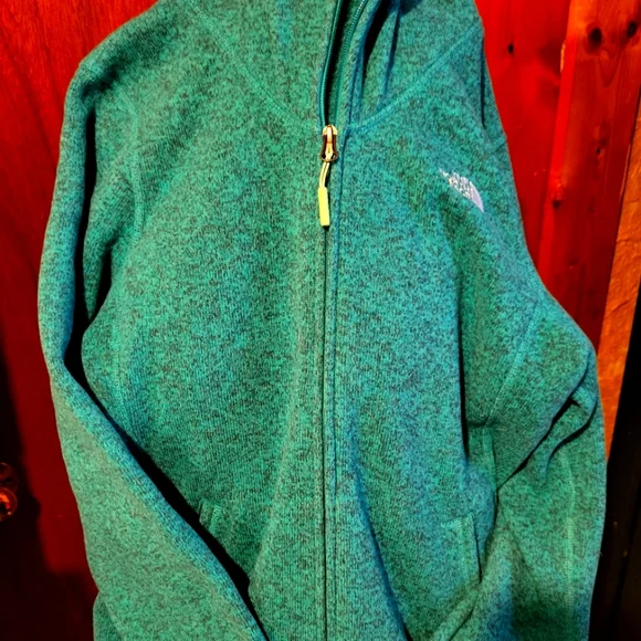 North Face Hoodie,!! - Picture 1 of 2